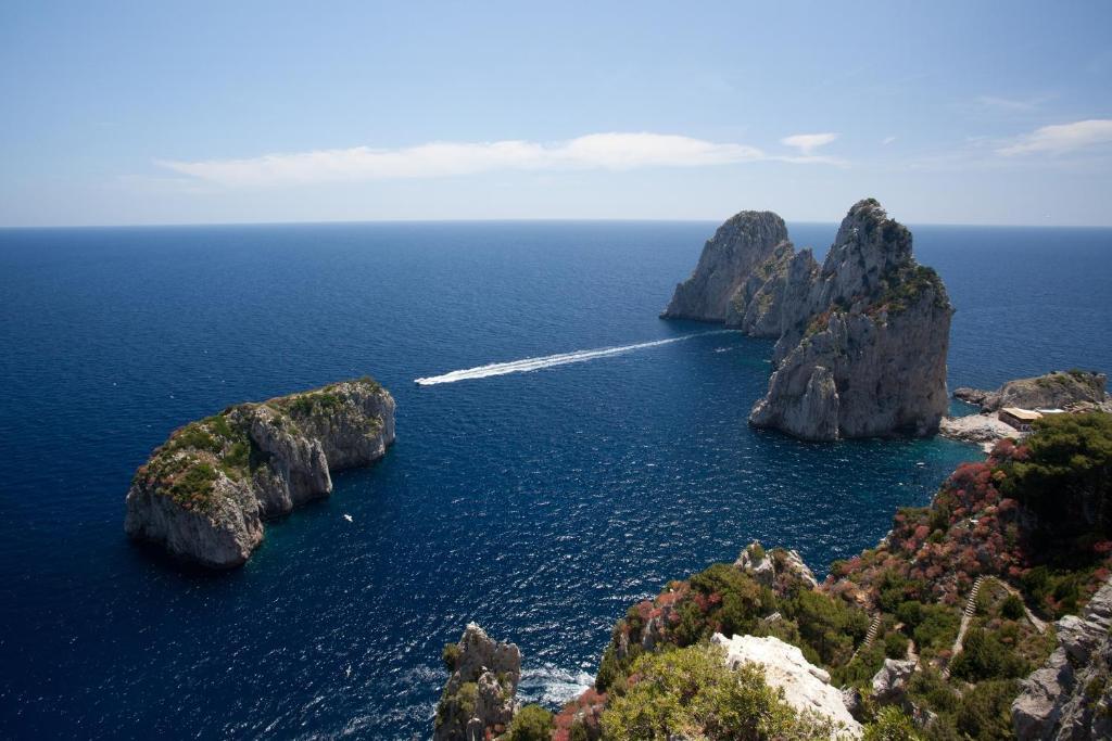 Le Ginestre Di Capri Bb & Holiday House Анакапрі Екстер'єр фото