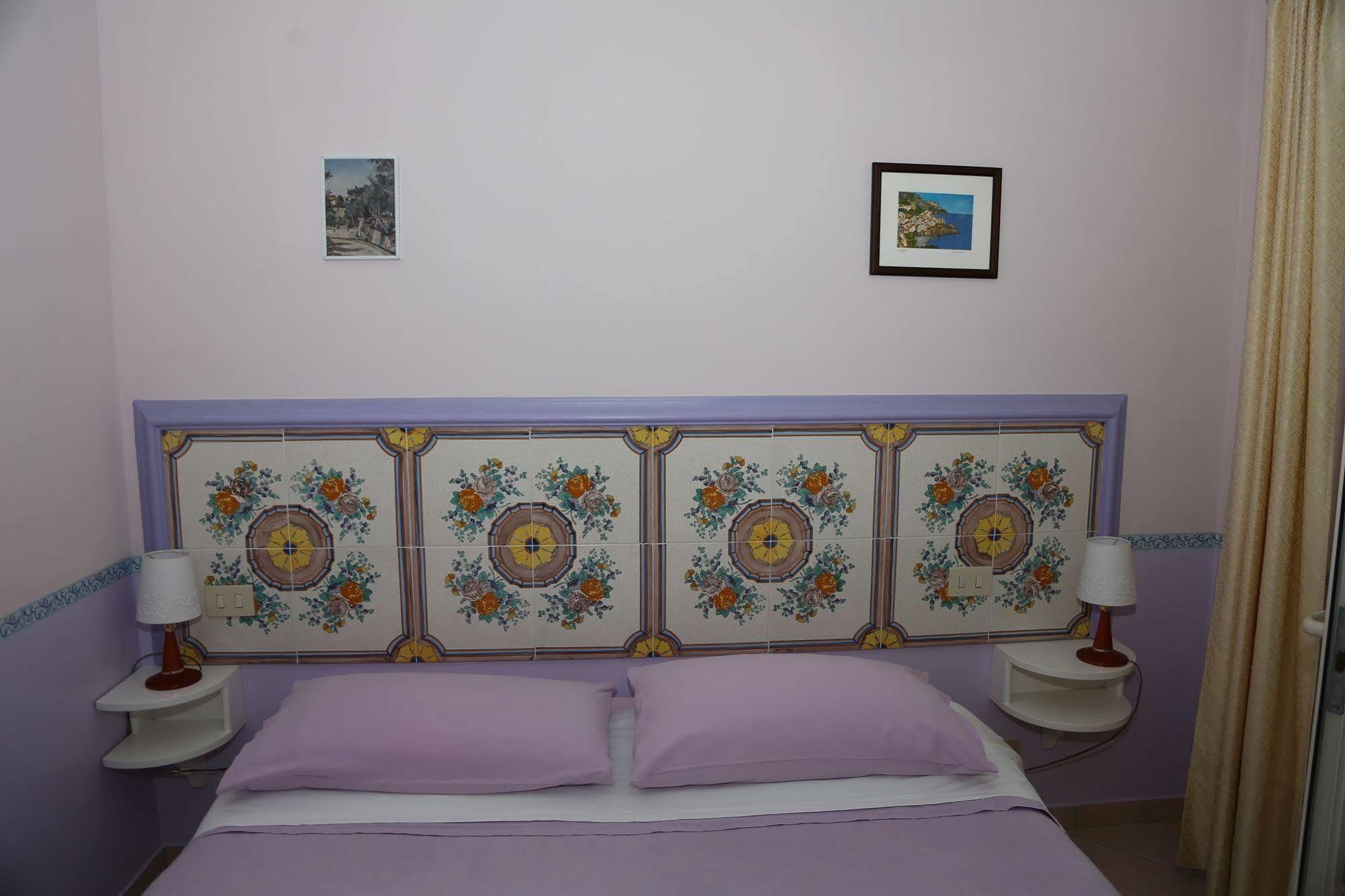 Le Ginestre Di Capri Bb & Holiday House Анакапрі Екстер'єр фото